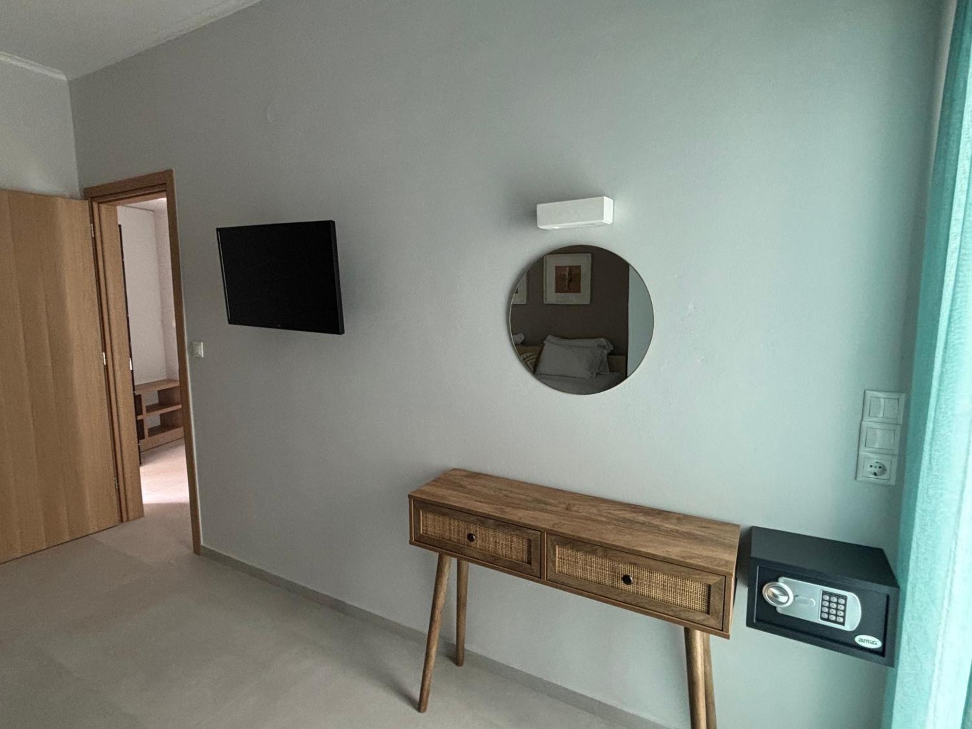 Ninemia Beach Resort Agia Marina Zewnętrze zdjęcie